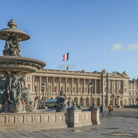 アパート Deal! Modern In Vibrant Area Only 5 Minutes By Walk To Metro - Location