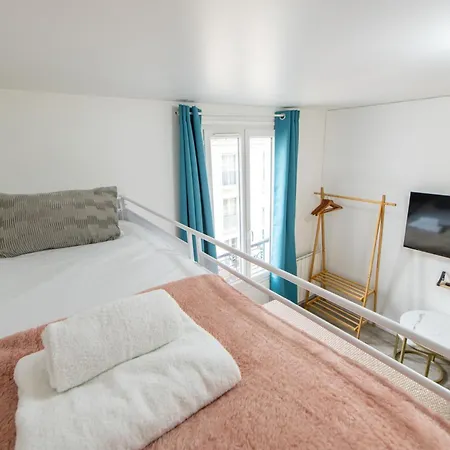Deal! Modern In Vibrant Area Only 5 Minutes By Walk To Metro - Location Paris